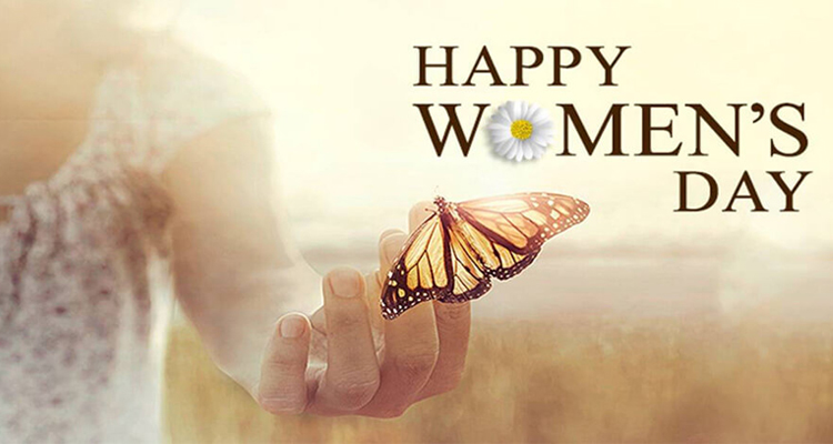 Happy Women’s Day Quotes in Hindi