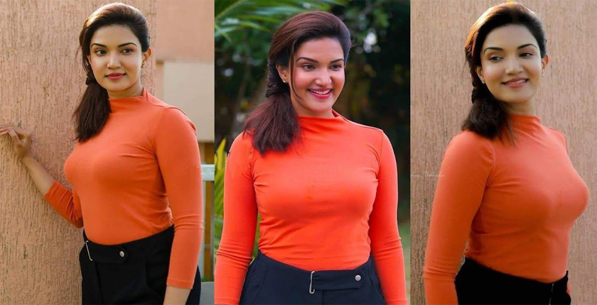 Malayalam Actress Honey Rose Hot Instagram Photos