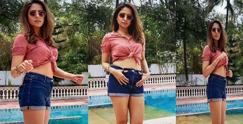 Sargun Mehta Looks Terrifically Sexy in Short Dress