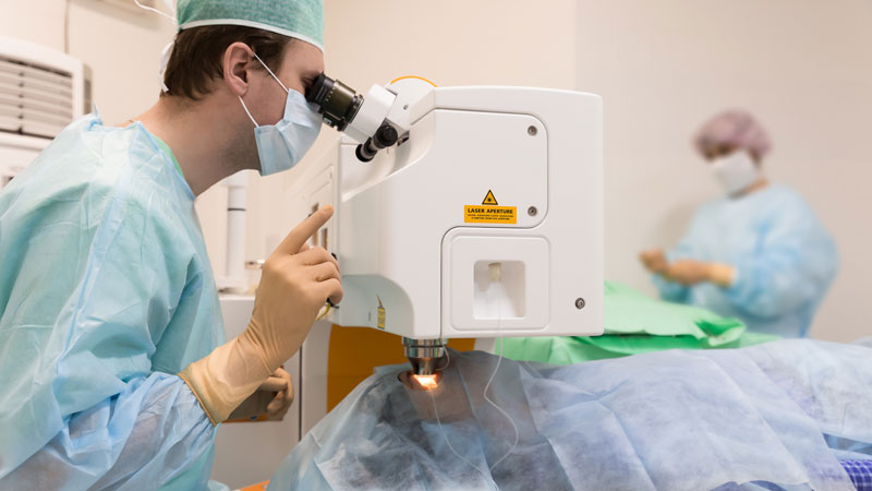 Cataract Surgery in Mumbai